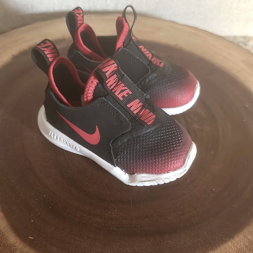 Nike tennis shoes toddler